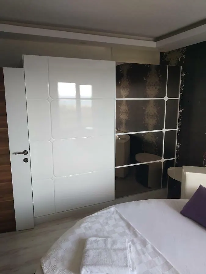 Aparthotel Antalya 242 Gold Tower Turecko